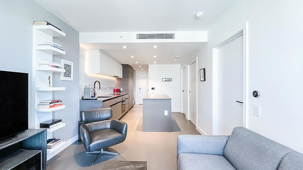 1705 620 Cardero Street