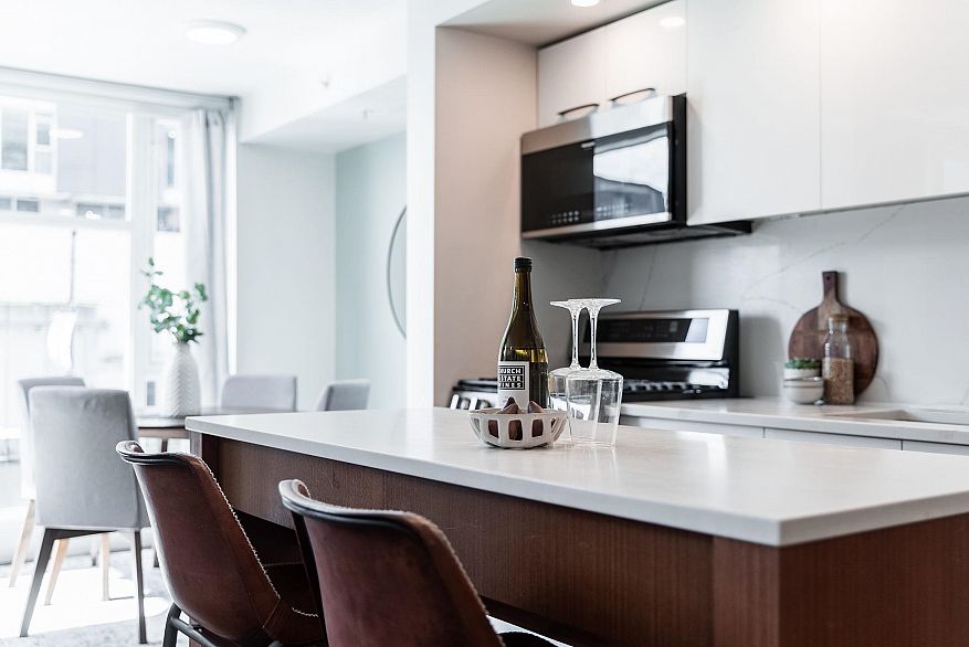 312 328 E 11th Avenue