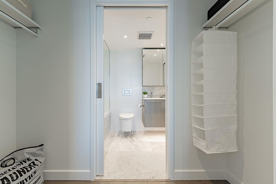 2209 1111 Richards Street