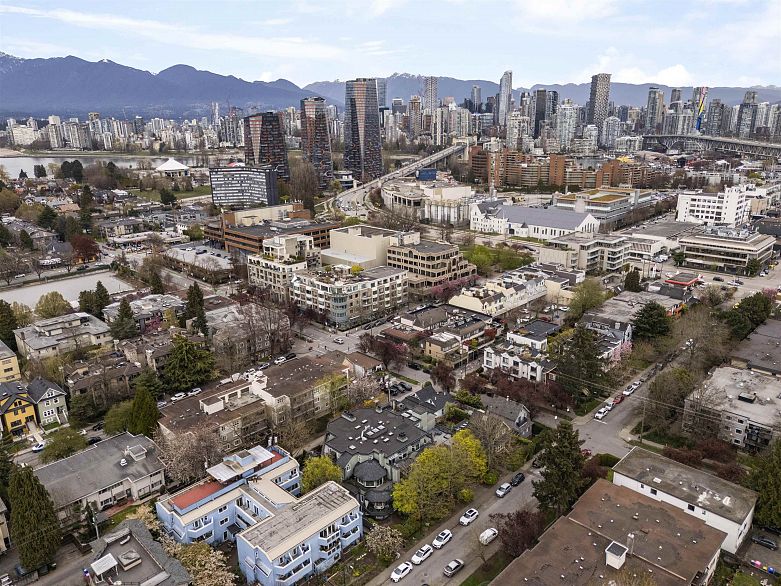 103 1925 W 2nd Avenue