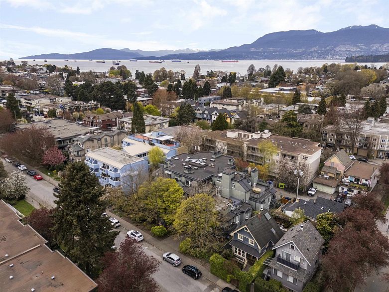 103 1925 W 2nd Avenue