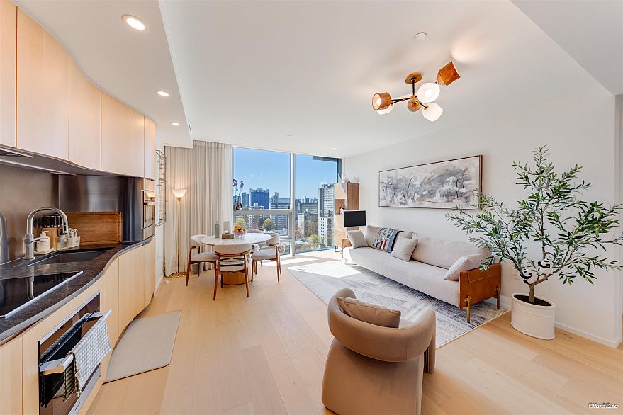 1605 1568 Alberni Street