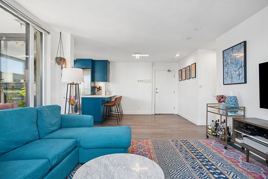 1604 1010 Burnaby Street