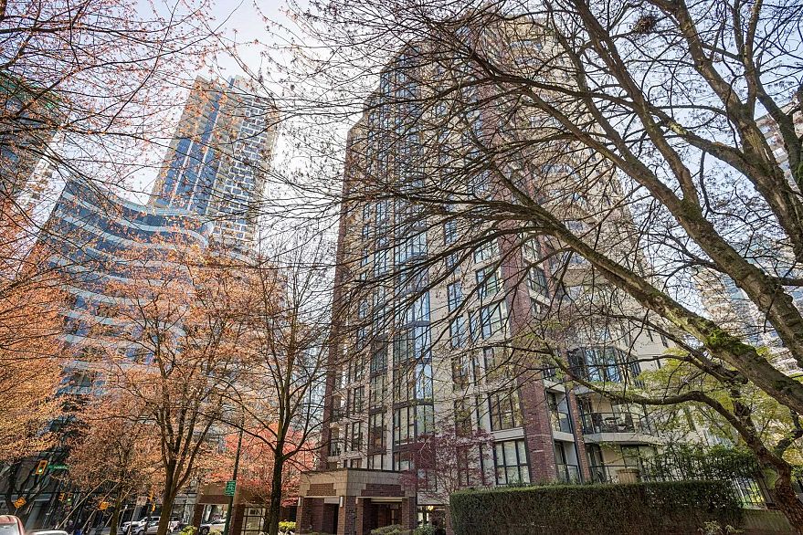 1604 1010 Burnaby Street