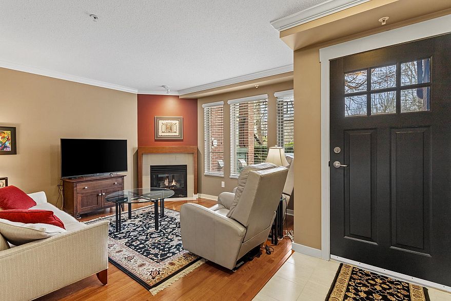 6238 Logan Lane