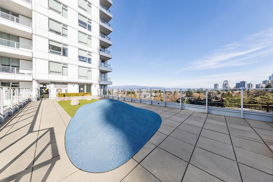 320 5665 Boundary Road