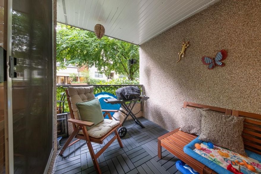 209 1345 Comox Street