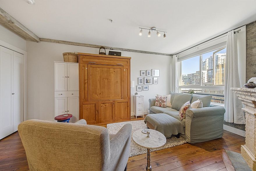 512 1216 Homer Street