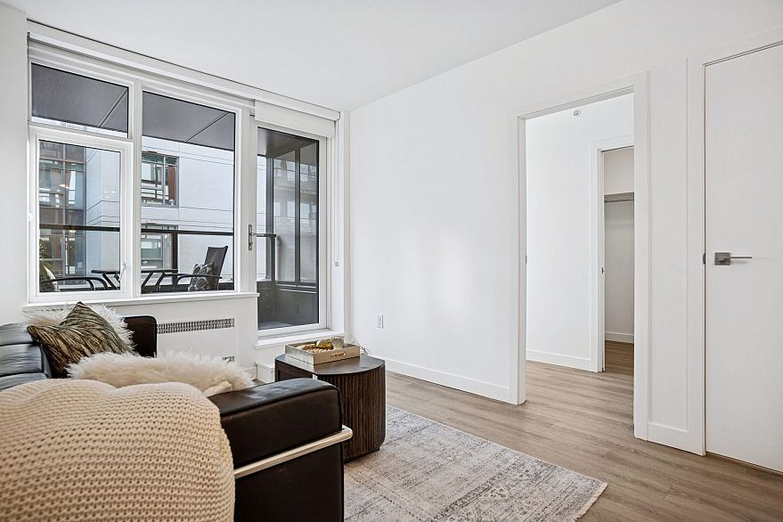 507 209 E 7th Avenue