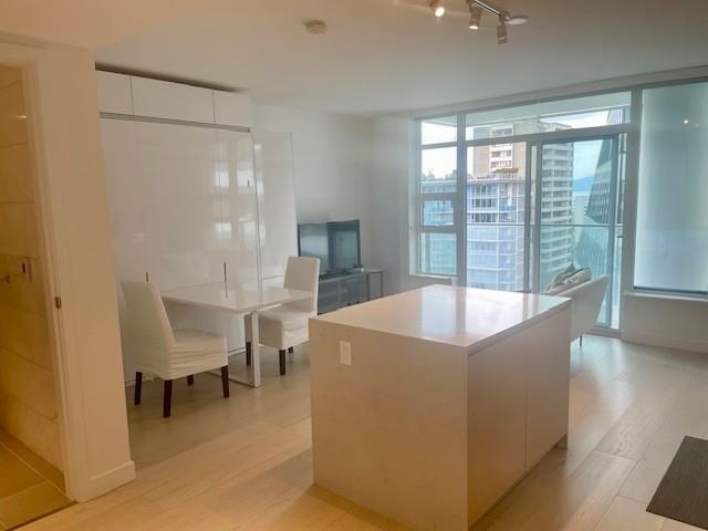 1803 1289 Hornby Street