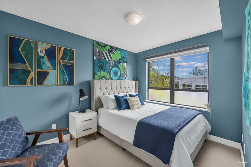 PH20 2150 E Hastings Street