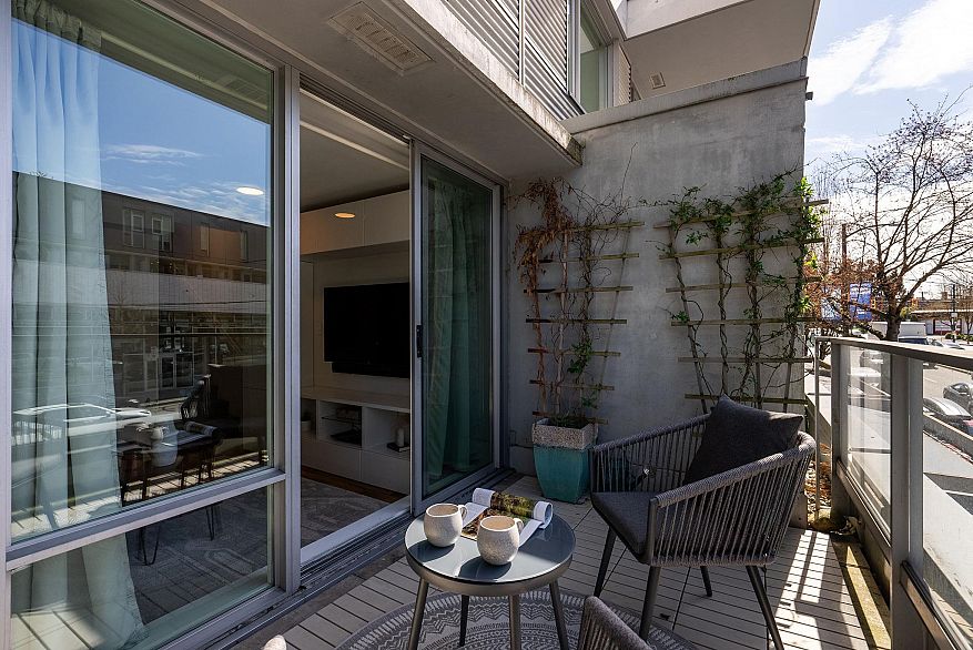 312 328 E 11th Avenue