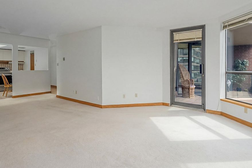 308 1450 Pennyfarthing Drive