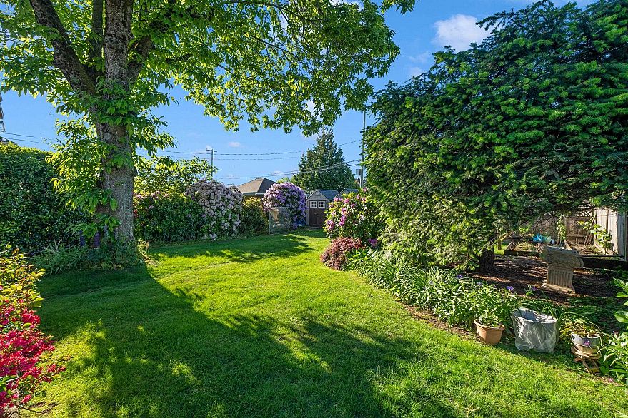 275 W King Edward Avenue