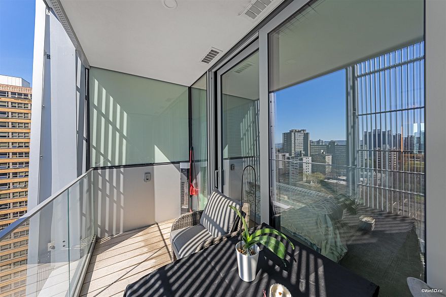 1605 1568 Alberni Street