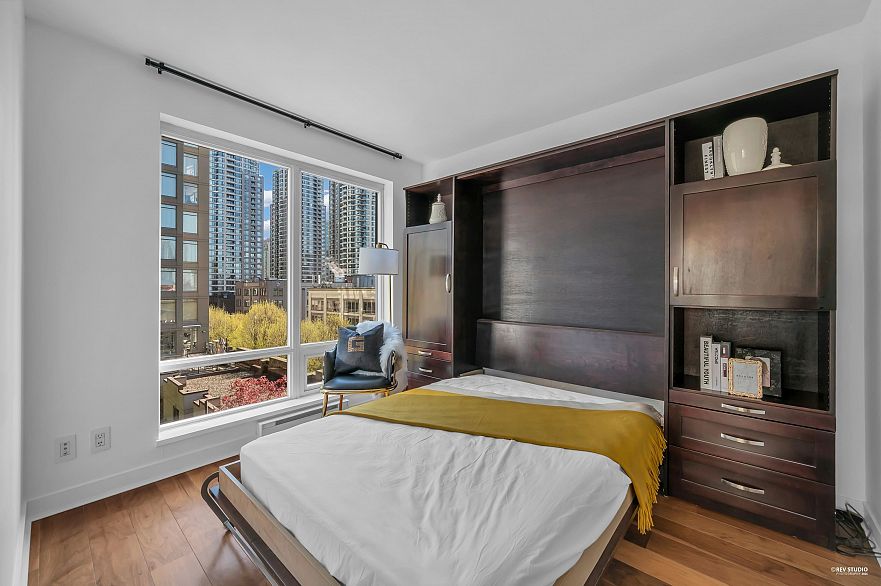 605 1055 Homer Street