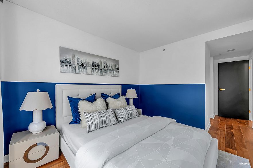 605 1055 Homer Street