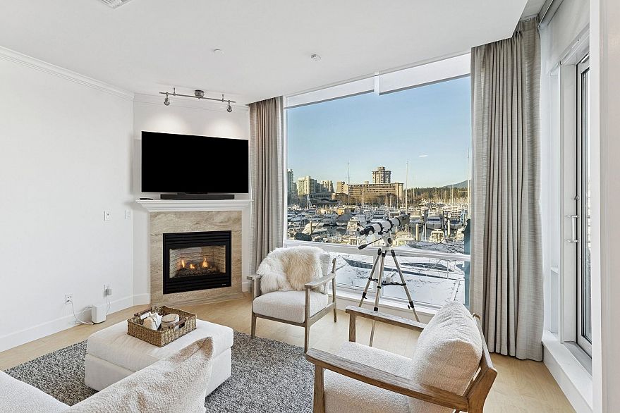 103 323 Jervis Street