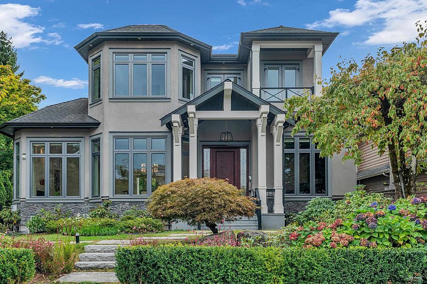 2328 Mcbain Avenue