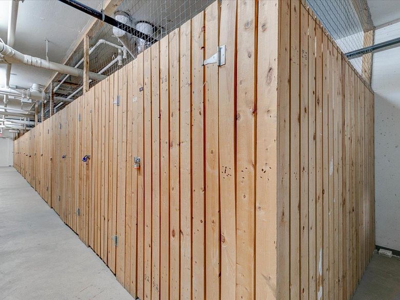 301 1275 Hamilton Street