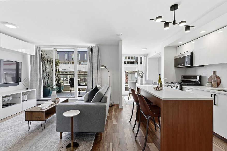 312 328 E 11th Avenue