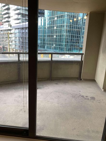 405 789 Drake Street