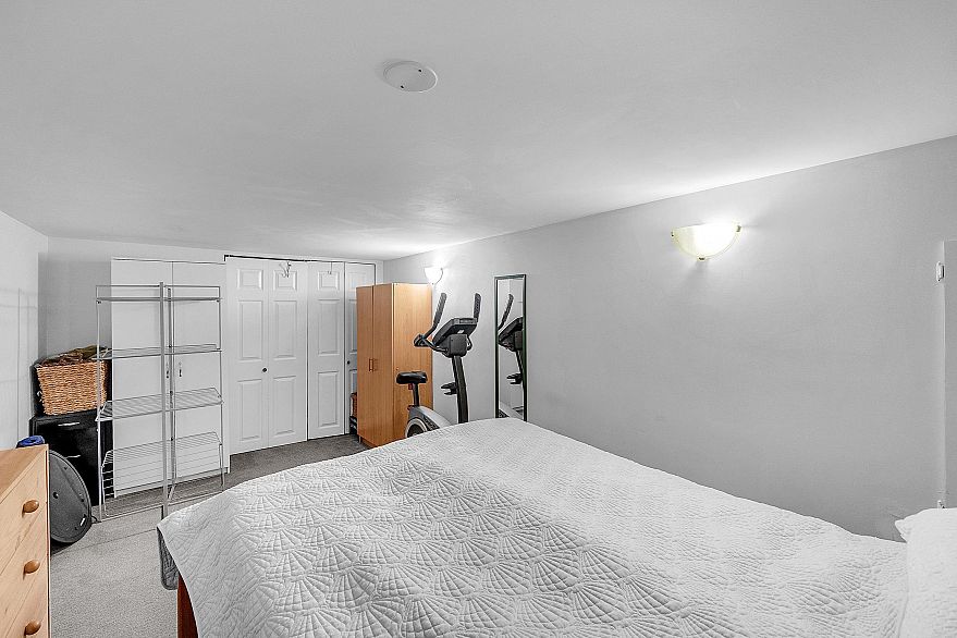 275 W King Edward Avenue