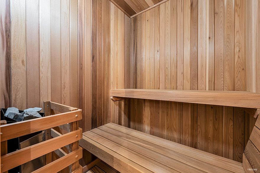 2328 Mcbain Avenue