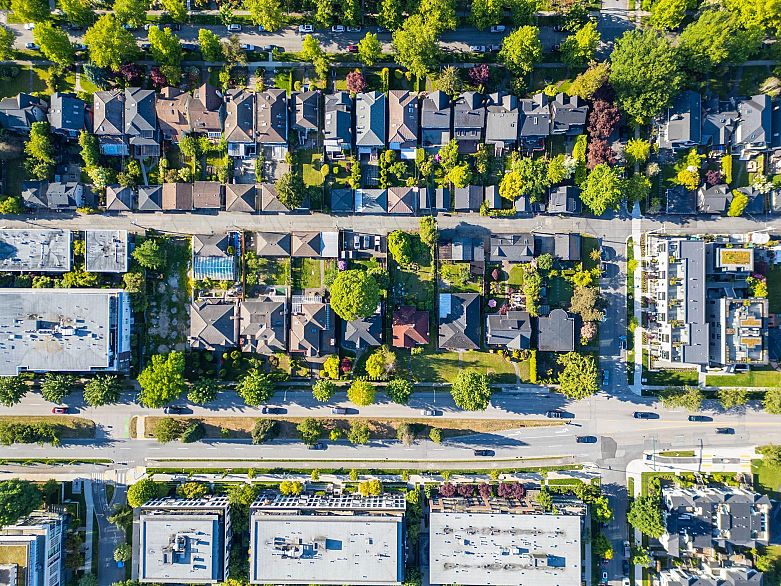 275 W King Edward Avenue