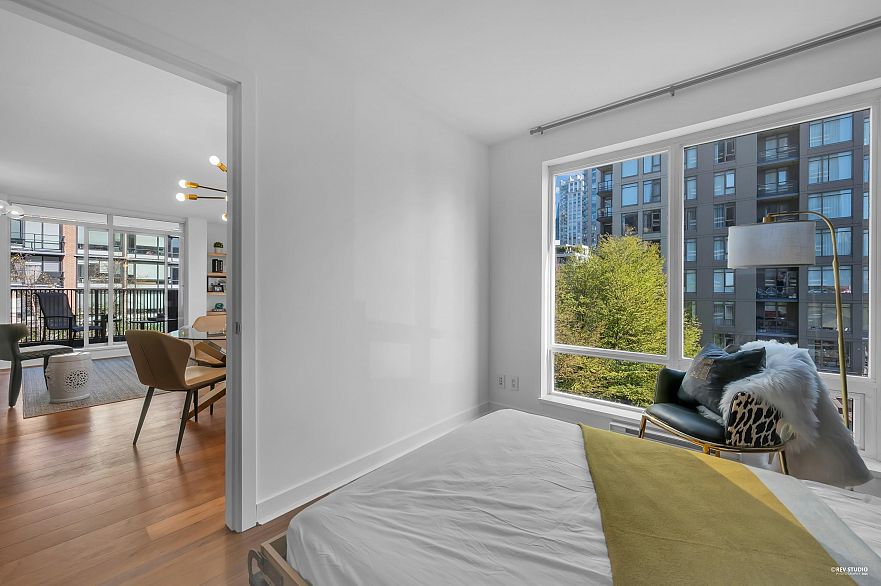 605 1055 Homer Street