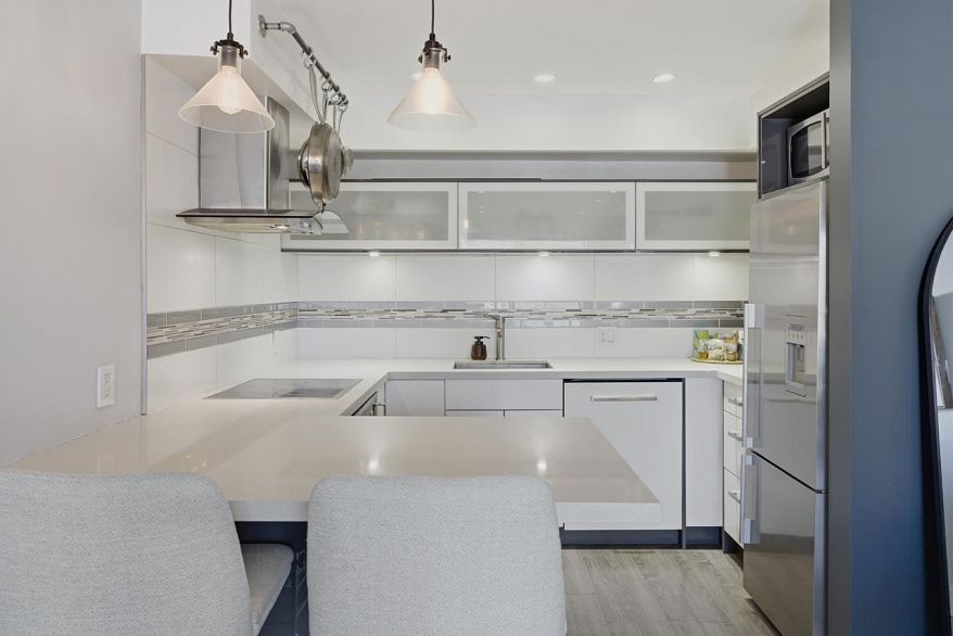 205 1864 Frances Street