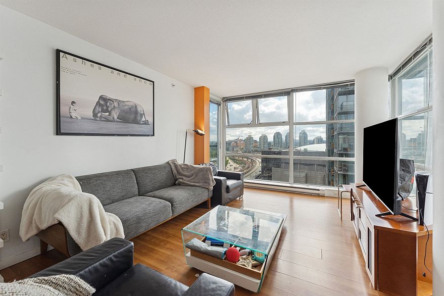 1001 602 Citadel Parade