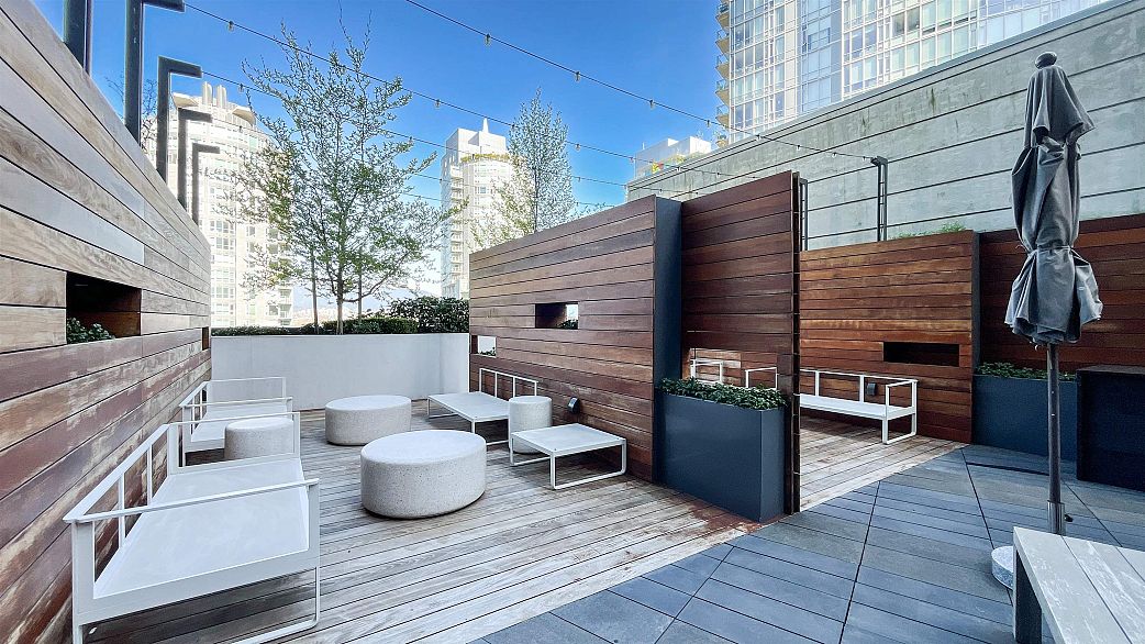 1705 620 Cardero Street