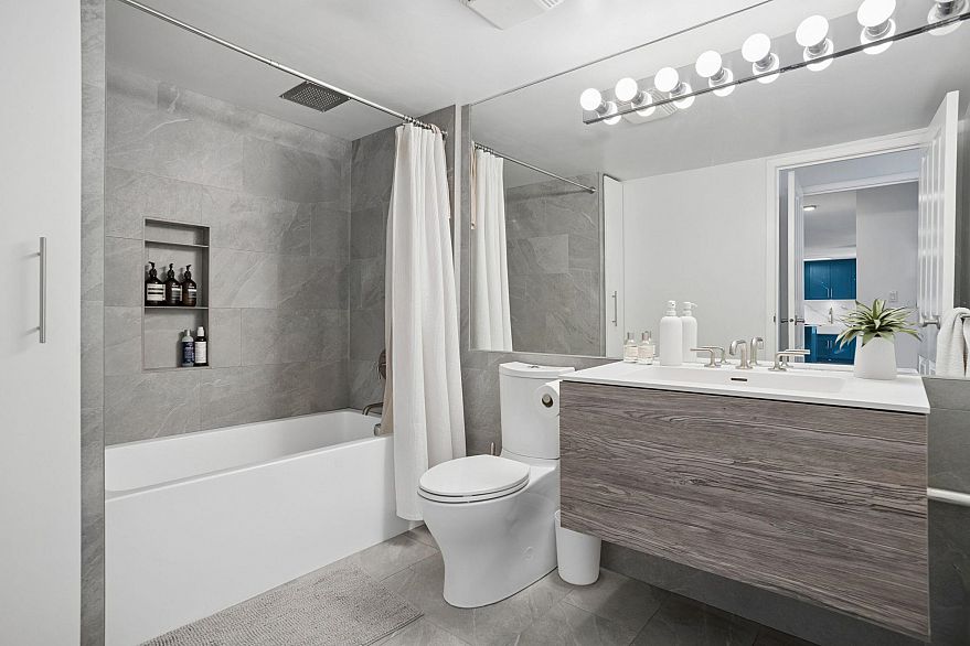 1604 1010 Burnaby Street