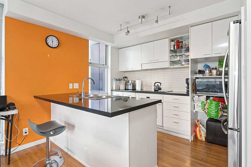 1001 602 Citadel Parade