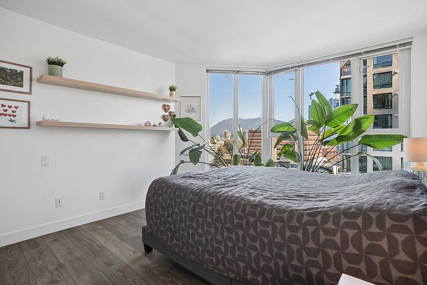 1604 1010 Burnaby Street