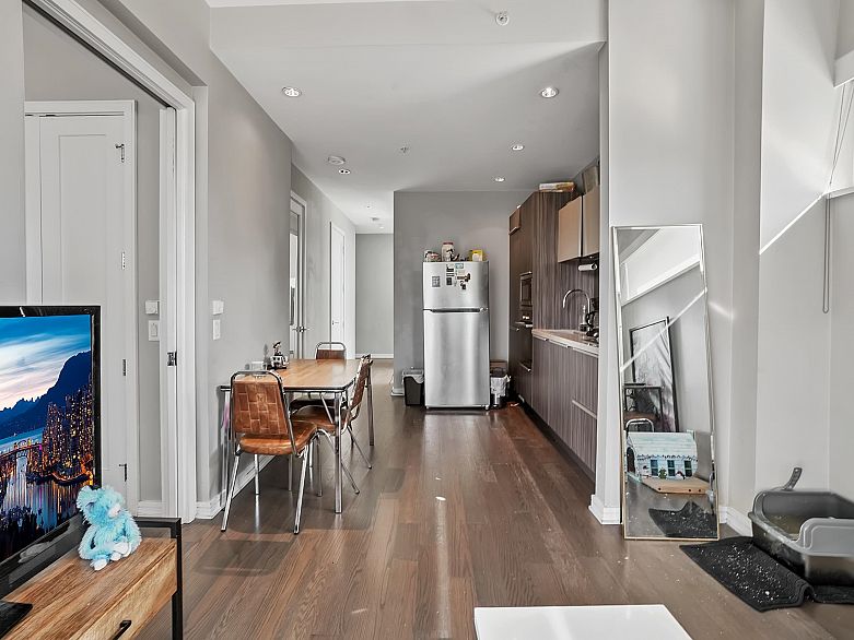 610 123 W 1st Avenue