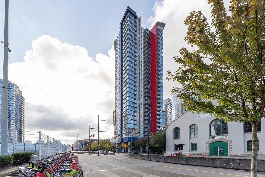 1001 602 Citadel Parade