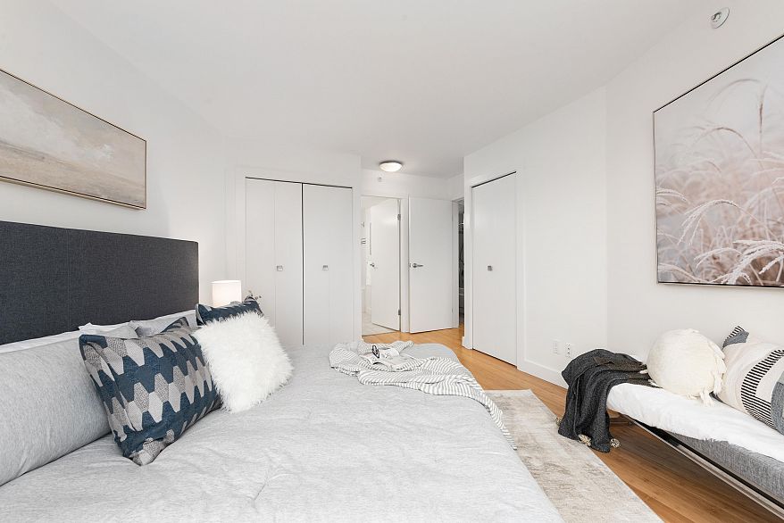 11D 199 Drake Street