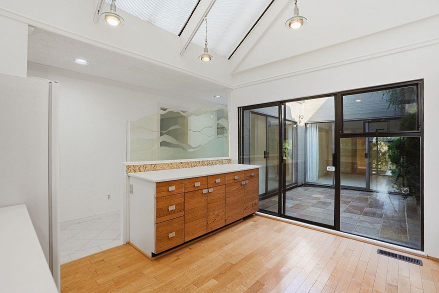 434 Greensboro Place