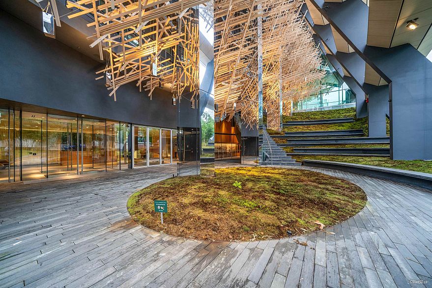 1605 1568 Alberni Street