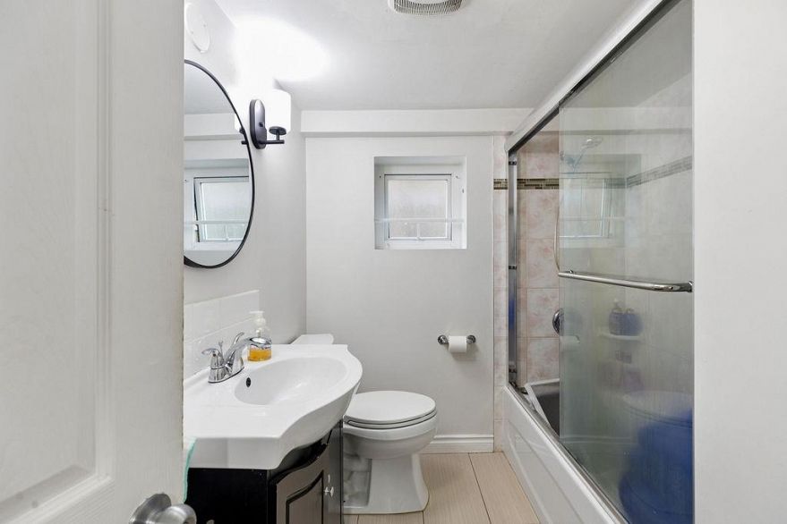 3708 Dumfries Street