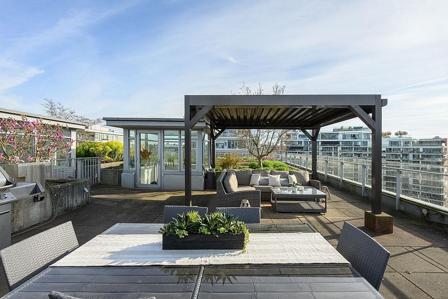 1402 181 W 1st Avenue