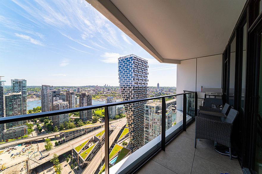 3501 889 Pacific Street