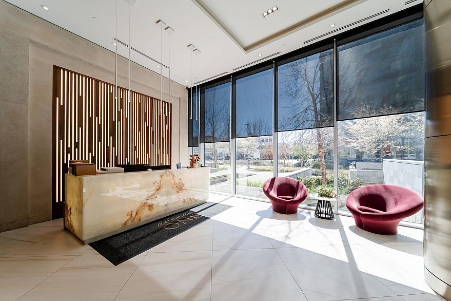 1305 1768 Cook Street