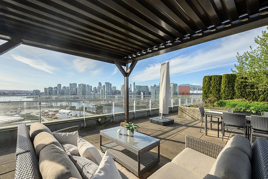 1402 181 W 1st Avenue