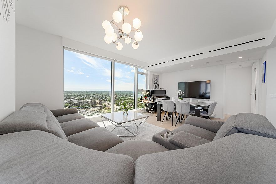 3501 889 Pacific Street