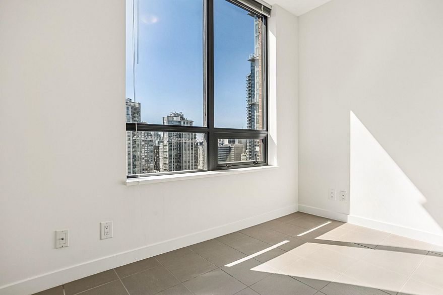 2202 788 Richards Street