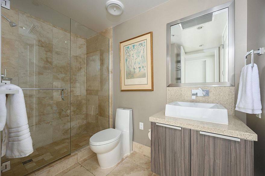 1402 181 W 1st Avenue