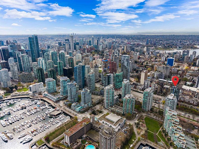 1002 1723 Alberni Street